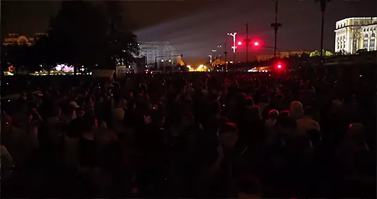 60,000 people gathered to watch these video projections come to life.