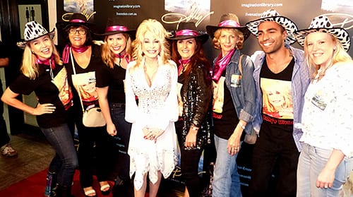 Dolly's divas meet 'n' greet the Country Music Queen. Dolly had set the camera lights at a blazing maximum, like Times Square. Still the Lumix handled them perfectly.