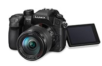 LUMIX-GH4---free-angle-LCD-SMALL