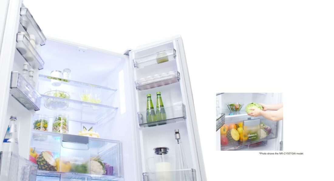 Enjoy fresher produce and a hygienic fridge