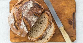 Simple, Delicious Sourdough Bread