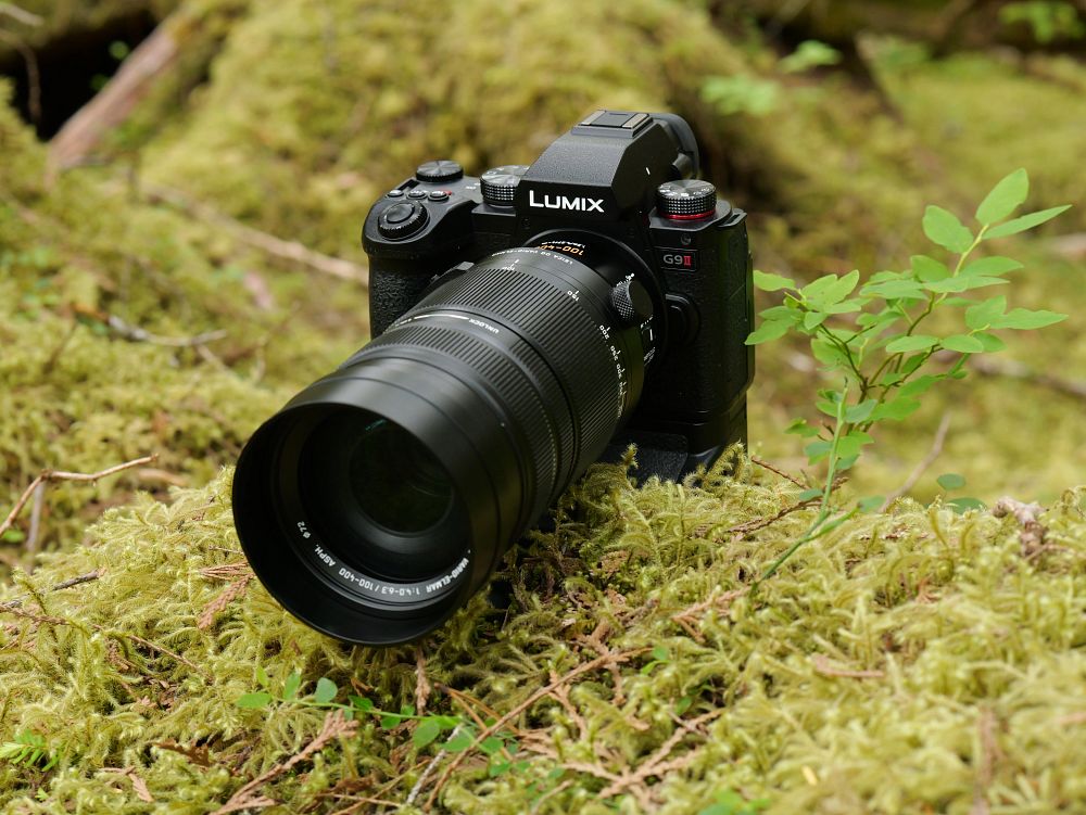 LUMIX G9II with 100-400mm Lens